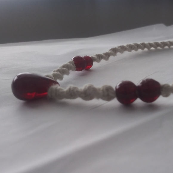 Twisted Teardrop Hemp Necklace - Picture 6 of 7